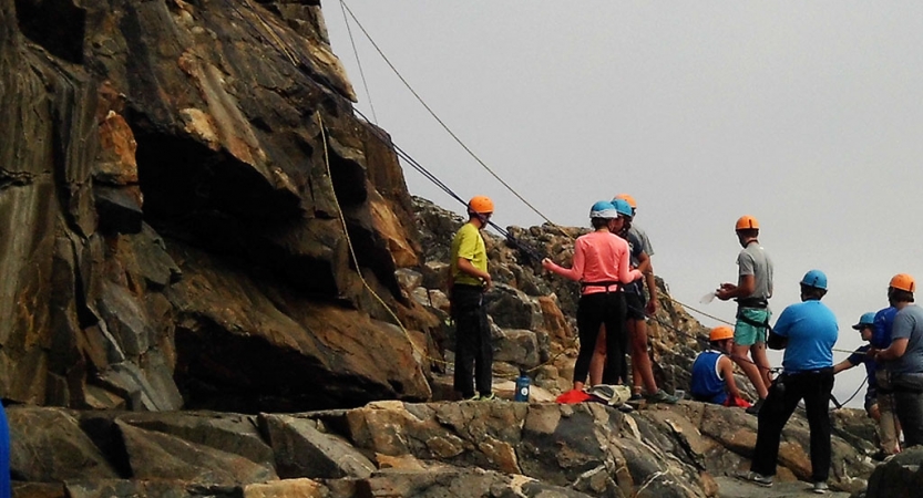 rock climbing for teens